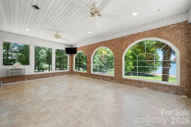 5100 Lake Wylie Road, Lake Wylie, SC 29710
