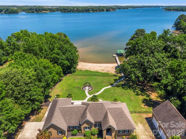 5100 Lake Wylie Road, Lake Wylie, SC 29710
