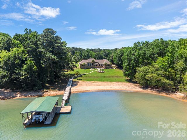 5100 Lake Wylie Road, Lake Wylie, SC 29710