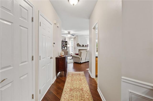 9815 Settlers Lane, Gainesville, GA 30506