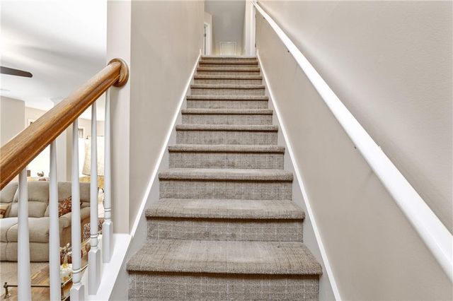 9815 Settlers Lane, Gainesville, GA 30506