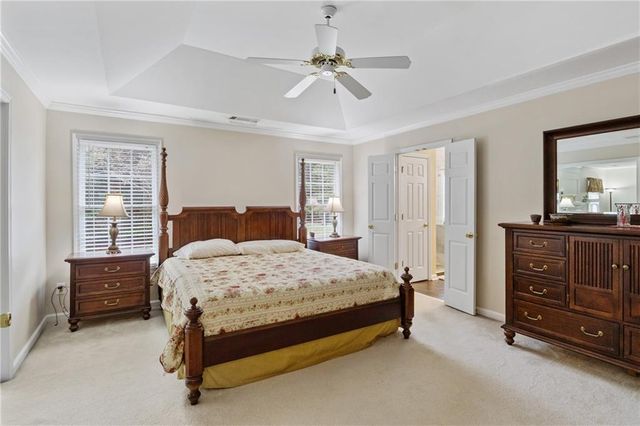 9815 Settlers Lane, Gainesville, GA 30506