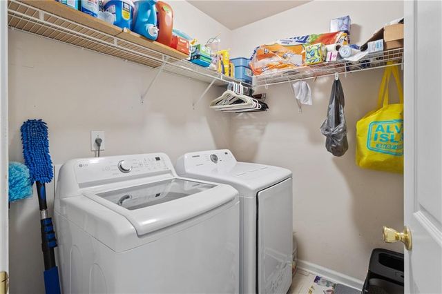 9815 Settlers Lane, Gainesville, GA 30506