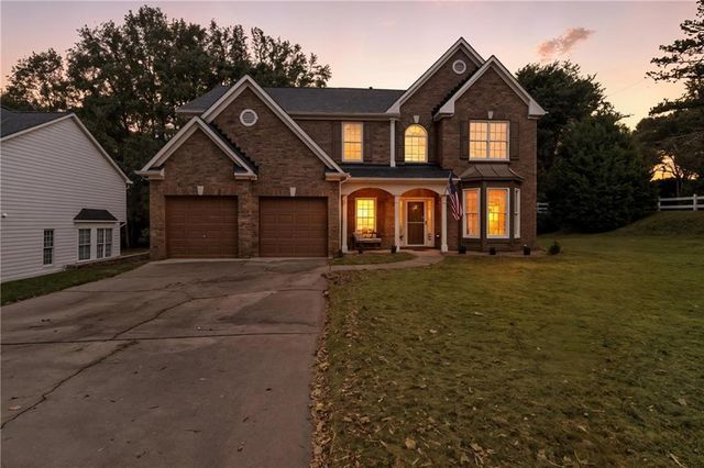 9815 Settlers Lane, Gainesville, GA 30506