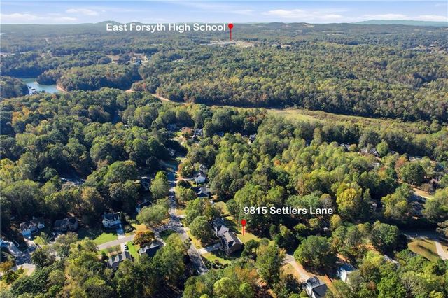 9815 Settlers Lane, Gainesville, GA 30506