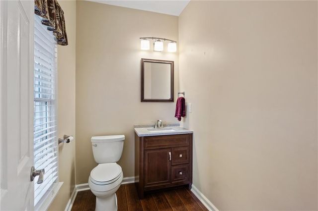 9815 Settlers Lane, Gainesville, GA 30506