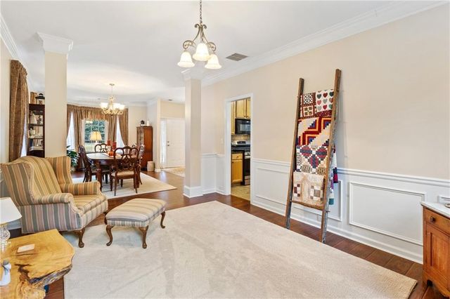 9815 Settlers Lane, Gainesville, GA 30506