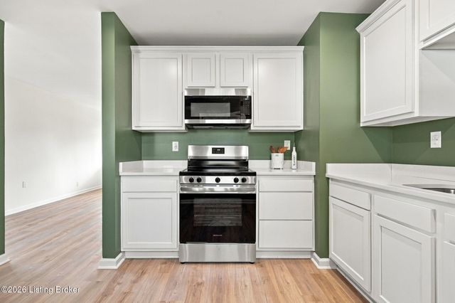 3100 Doreen Way, Louisville, KY 40220