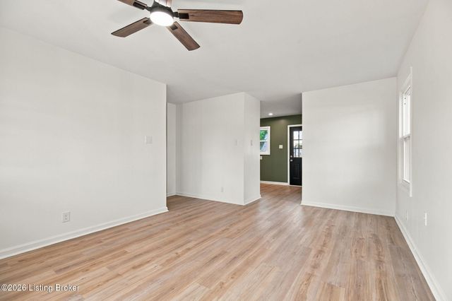 3100 Doreen Way, Louisville, KY 40220