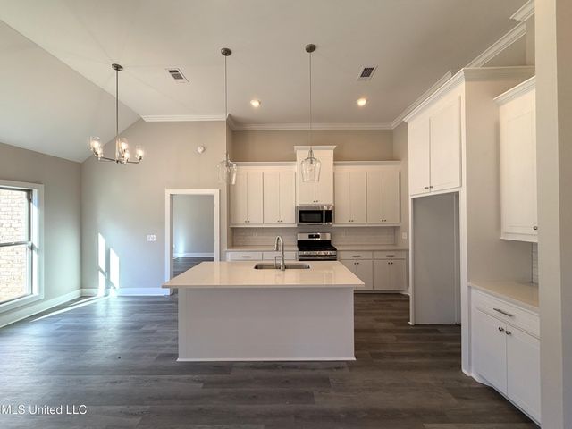 212 Anderson Oaks Drive, Pearl, MS 39208