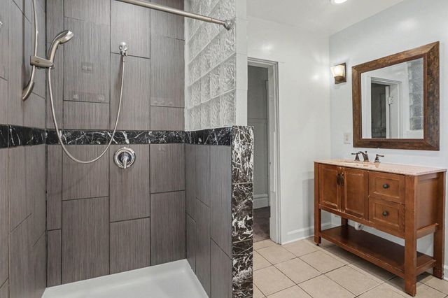 68 E Patterson Avenue, Columbus, OH 43202