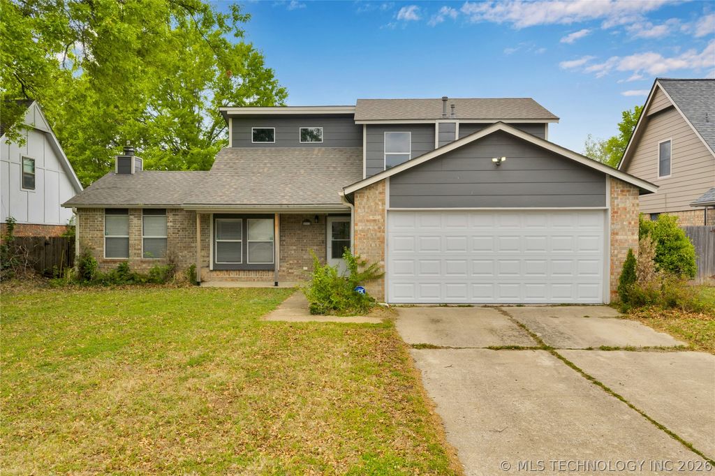 2212 W Memphis Place, Broken Arrow, OK 74012