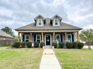 2625 Mountain Stream Way, Owens Cross Roads, AL 35763