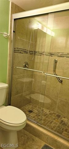 3460 N Key DR 210, North Fort Myers, FL 33903