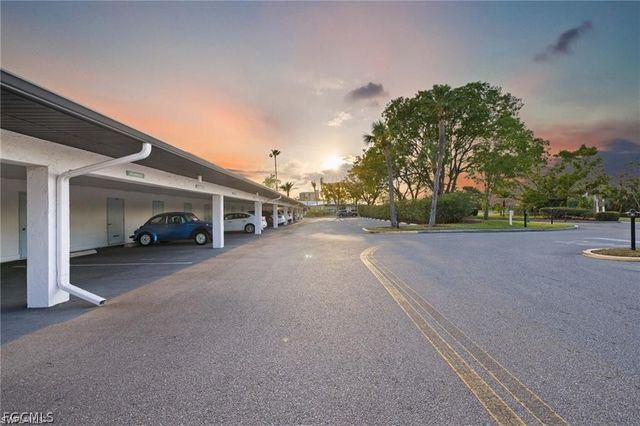 3460 N Key DR 210, North Fort Myers, FL 33903