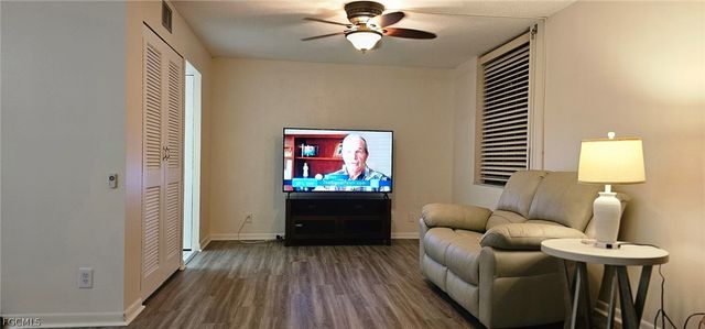 3460 N Key DR 210, North Fort Myers, FL 33903