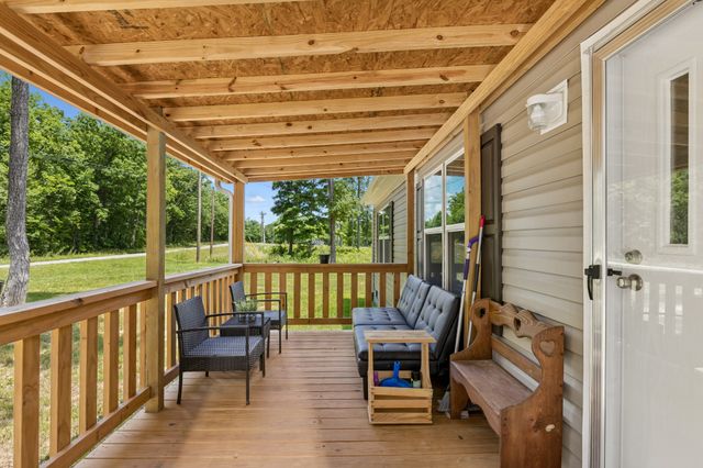 2452 Stone Man Rd, Mcminnville, TN 37110