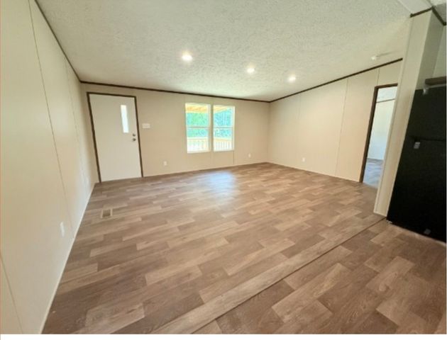 2452 Stone Man Rd, Mcminnville, TN 37110