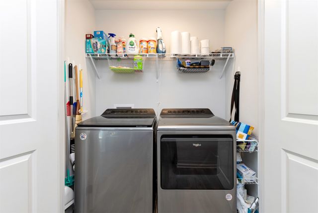 1345 Blazing Star Drive, Carlisle, IA 50047