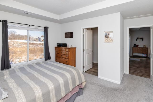 1345 Blazing Star Drive, Carlisle, IA 50047