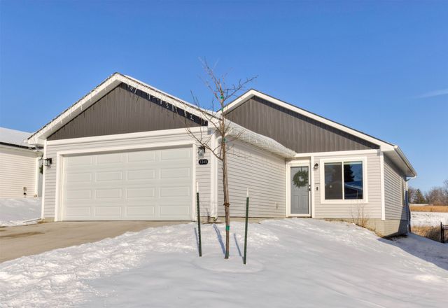 1345 Blazing Star Drive, Carlisle, IA 50047