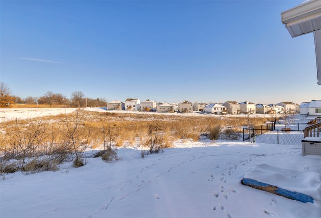 1345 Blazing Star Drive, Carlisle, IA 50047