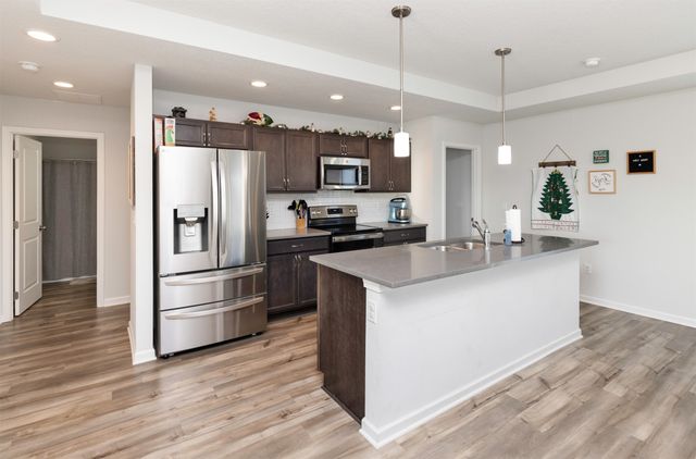 1345 Blazing Star Drive, Carlisle, IA 50047