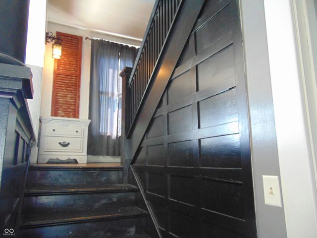 1302 S Prairie Street, Frankfort, IN 46041