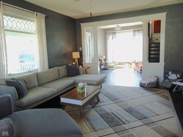 1302 S Prairie Street, Frankfort, IN 46041