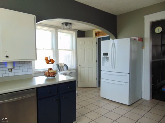 1302 S Prairie Street, Frankfort, IN 46041