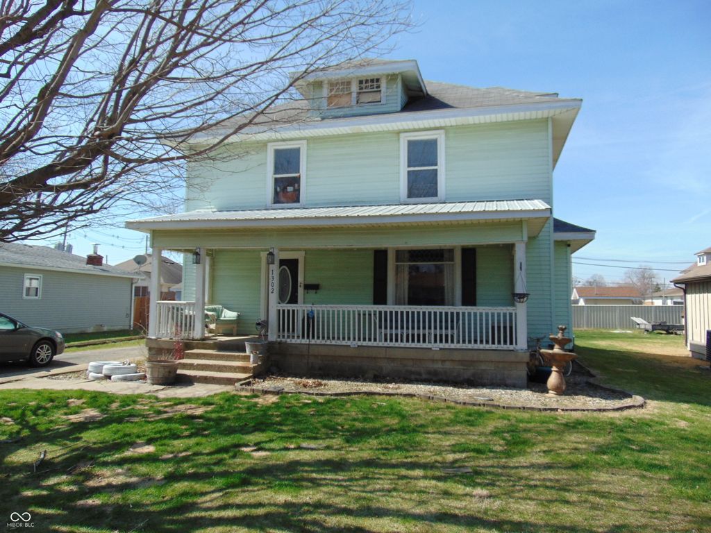 1302 S Prairie Street, Frankfort, IN 46041