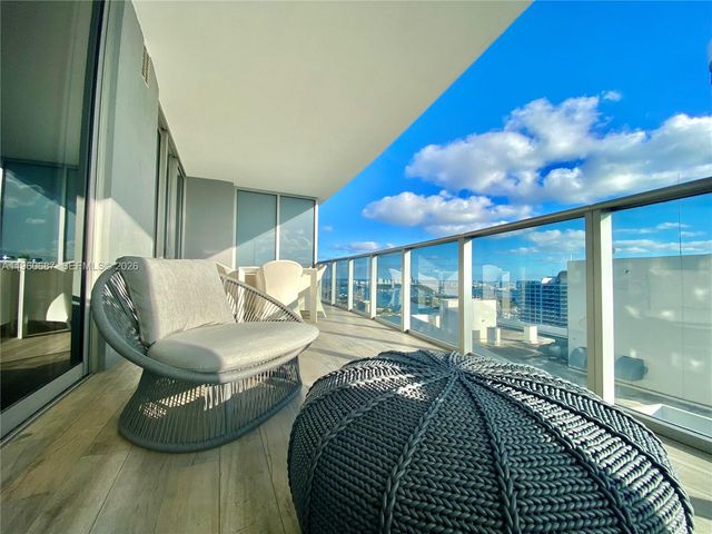 488 NE 18th St 3704, Miami, FL 33132