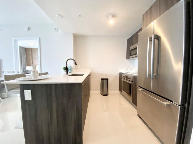 488 NE 18th St 3704, Miami, FL 33132