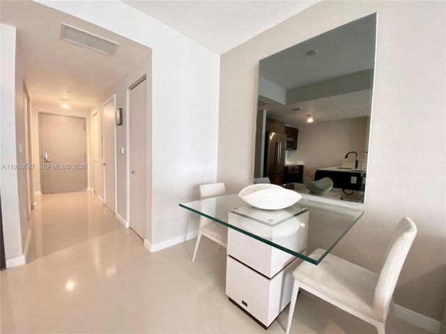 488 NE 18th St 3704, Miami, FL 33132