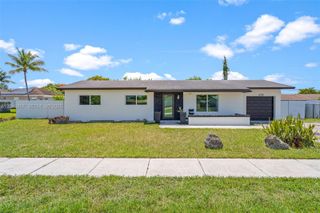 16700 SW 102nd Place, Miami, FL 33157