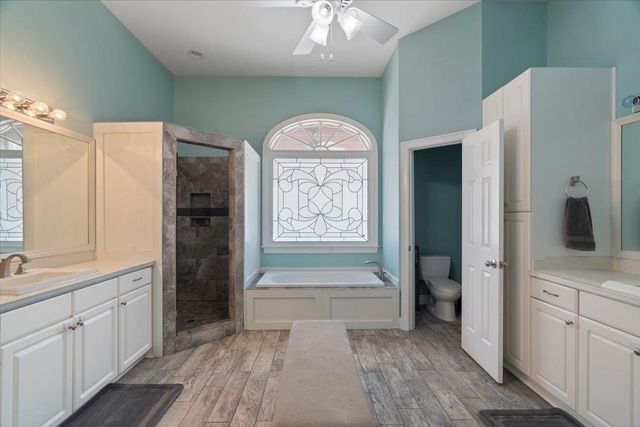 639 PORT NATCHEZ CV E, Collierville, TN 38017