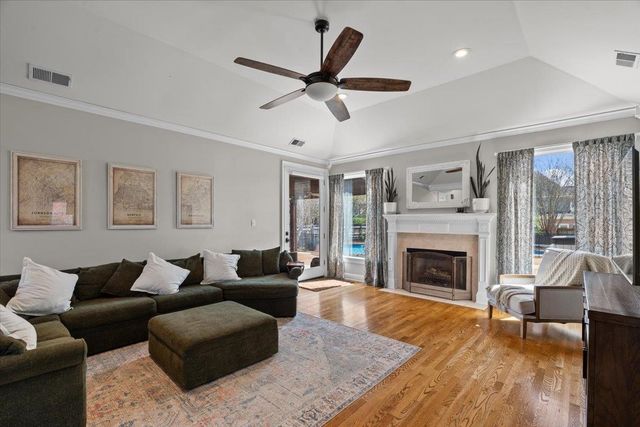 639 PORT NATCHEZ CV E, Collierville, TN 38017