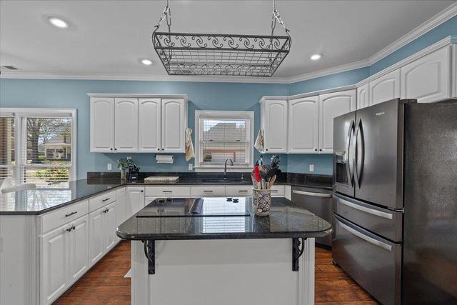 639 PORT NATCHEZ CV E, Collierville, TN 38017