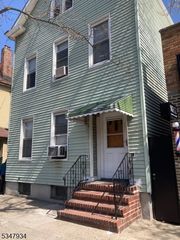 103 Wilson Avenue, Newark City, NJ 07105