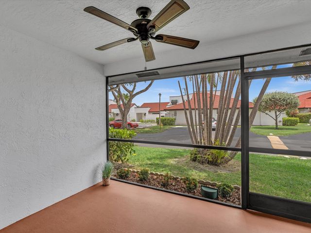299 NW 36th Avenue, Deerfield Beach, FL 33442