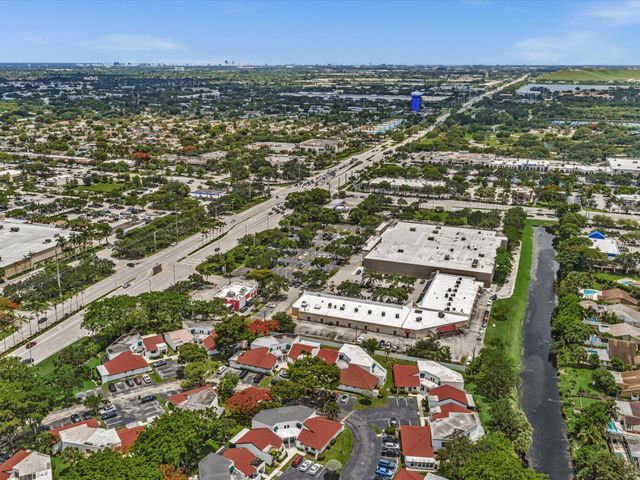 299 NW 36th Avenue, Deerfield Beach, FL 33442