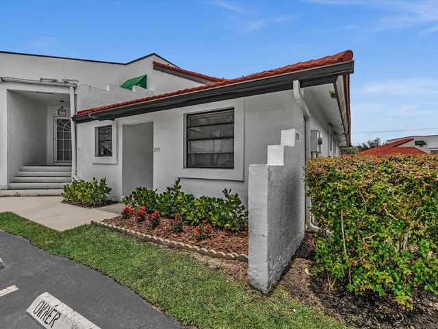 299 NW 36th Avenue, Deerfield Beach, FL 33442