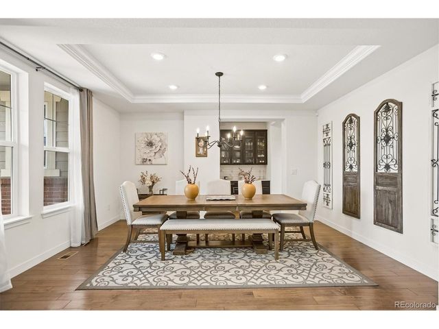 27790 E Links Pl, Aurora, CO 80016