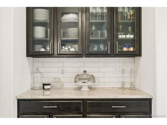 27790 E Links Pl, Aurora, CO 80016