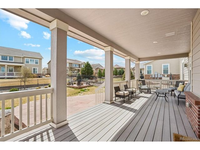 27790 E Links Pl, Aurora, CO 80016