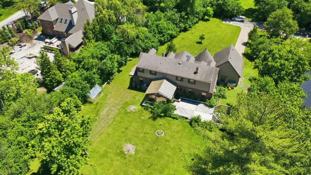 10S230 Grant Street, Burr Ridge, IL 60527