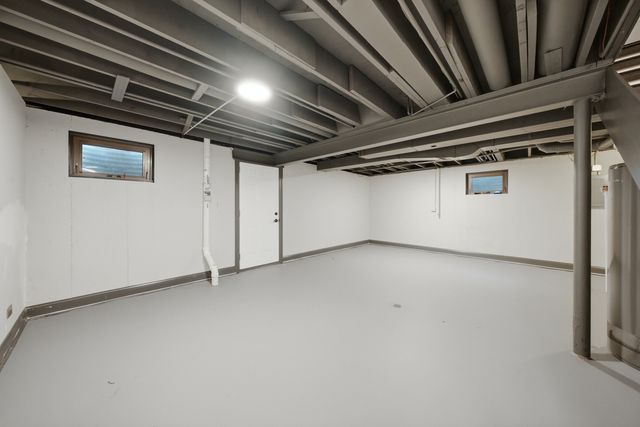 10S230 Grant Street, Burr Ridge, IL 60527