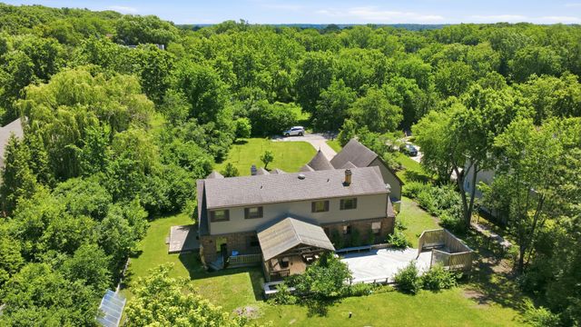 10S230 Grant Street, Burr Ridge, IL 60527