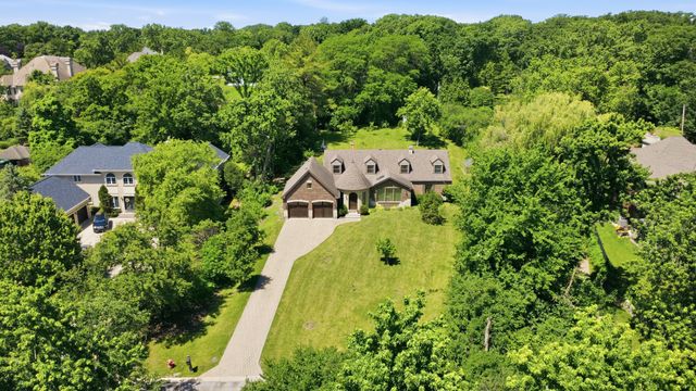 10S230 Grant Street, Burr Ridge, IL 60527