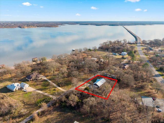 239 County Road 1516, Alba, TX 75410